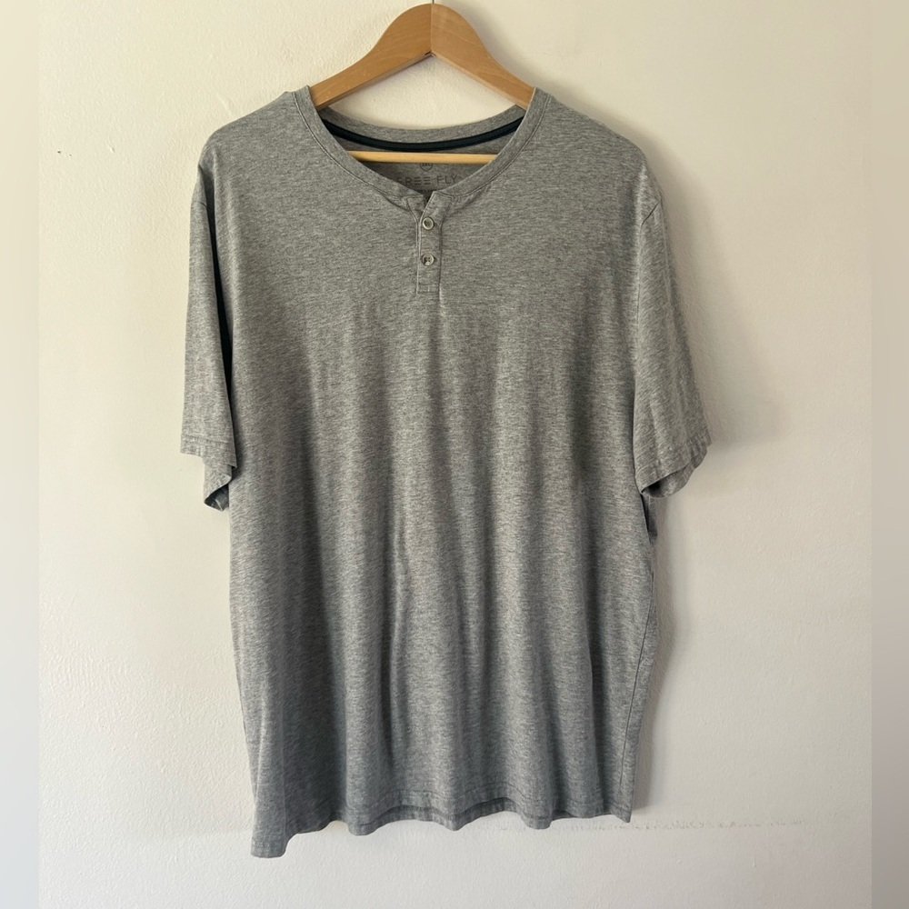Free Fly Men's Heritage Henley Tee Heather Grey Short Sleeve T-Shirt Size 2XL